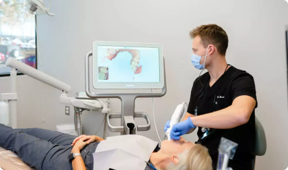 Discover the before and after transformations of your smile with InviClear 3D technology